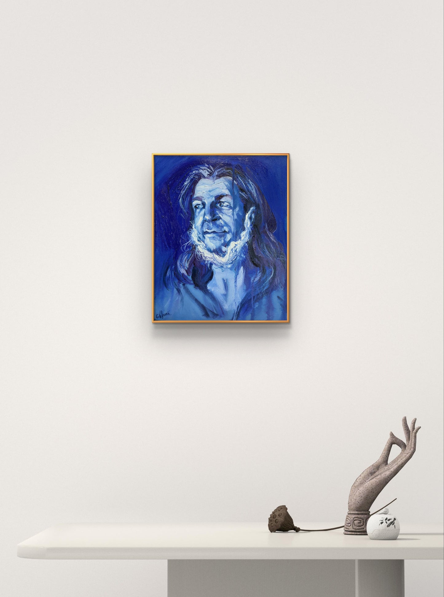 La mirada confiadamente astuta