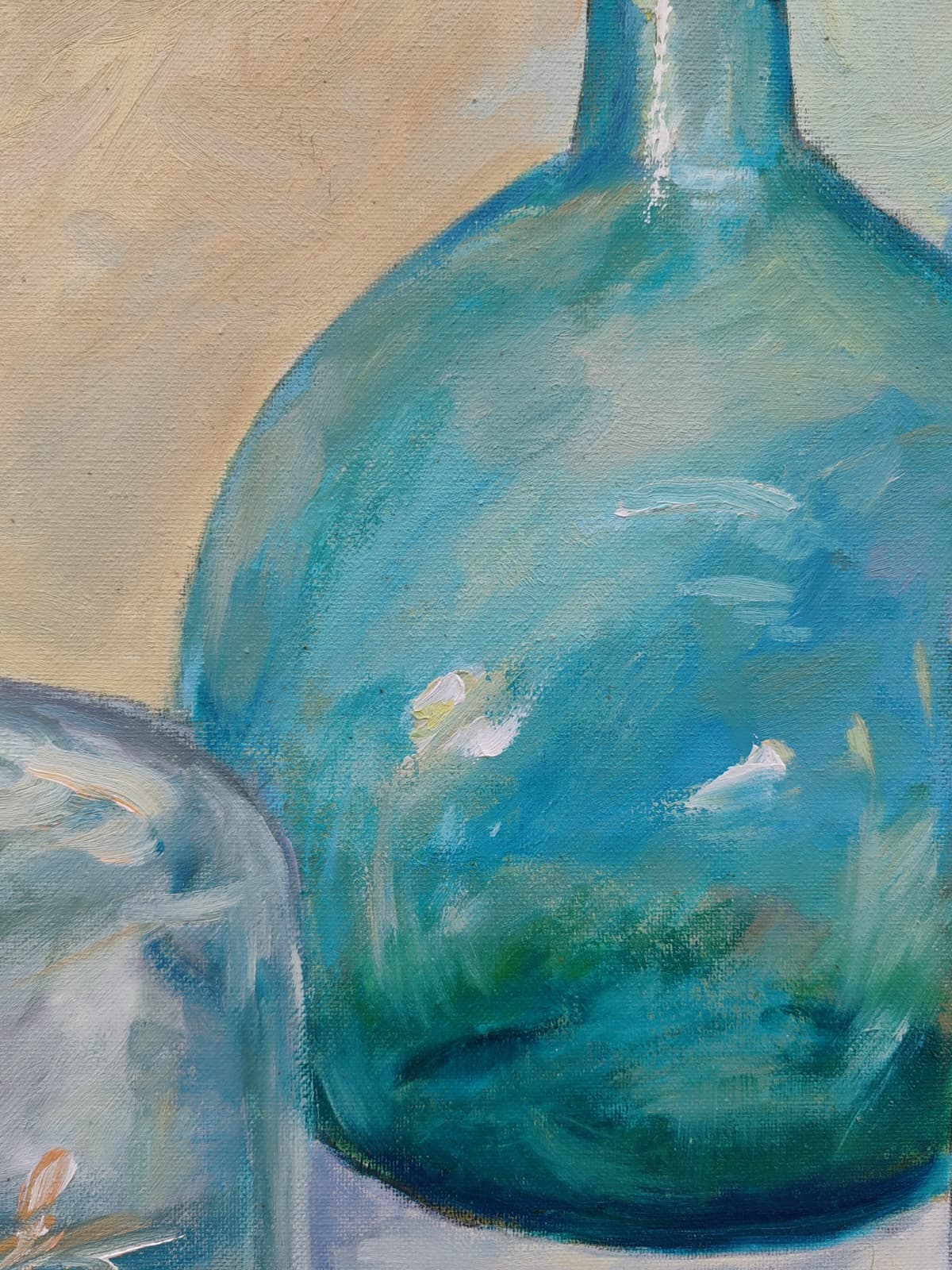 Bodegón de botellas de vidrio